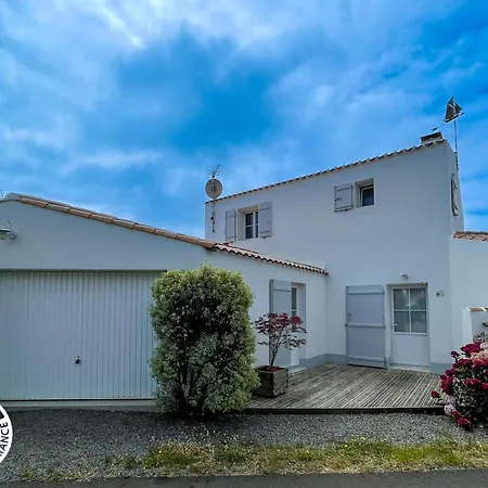 Landhaus Familial A L'ile-d'yeu - 6 Pers. *